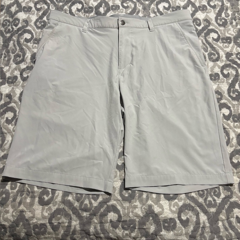 Adidas Golf Men's Gray Shorts Size 36